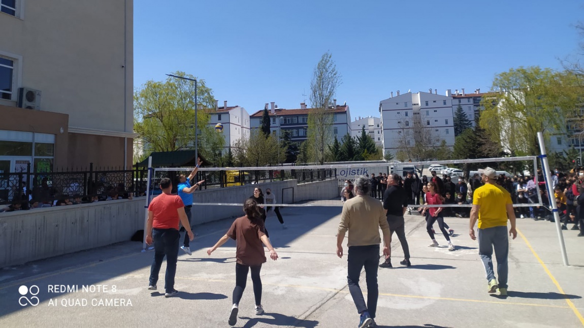 Bahar Şenlikleri Sınıflar Arası Voleybol Turnuvası Açılış Maçı